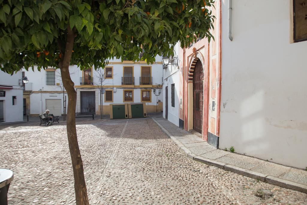 Sunshine Plaza Abades Apartment Cordoba Exterior photo