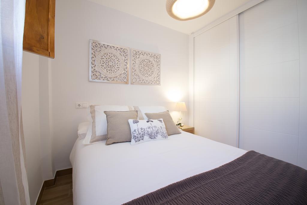 Sunshine Plaza Abades Apartment Cordoba Exterior photo